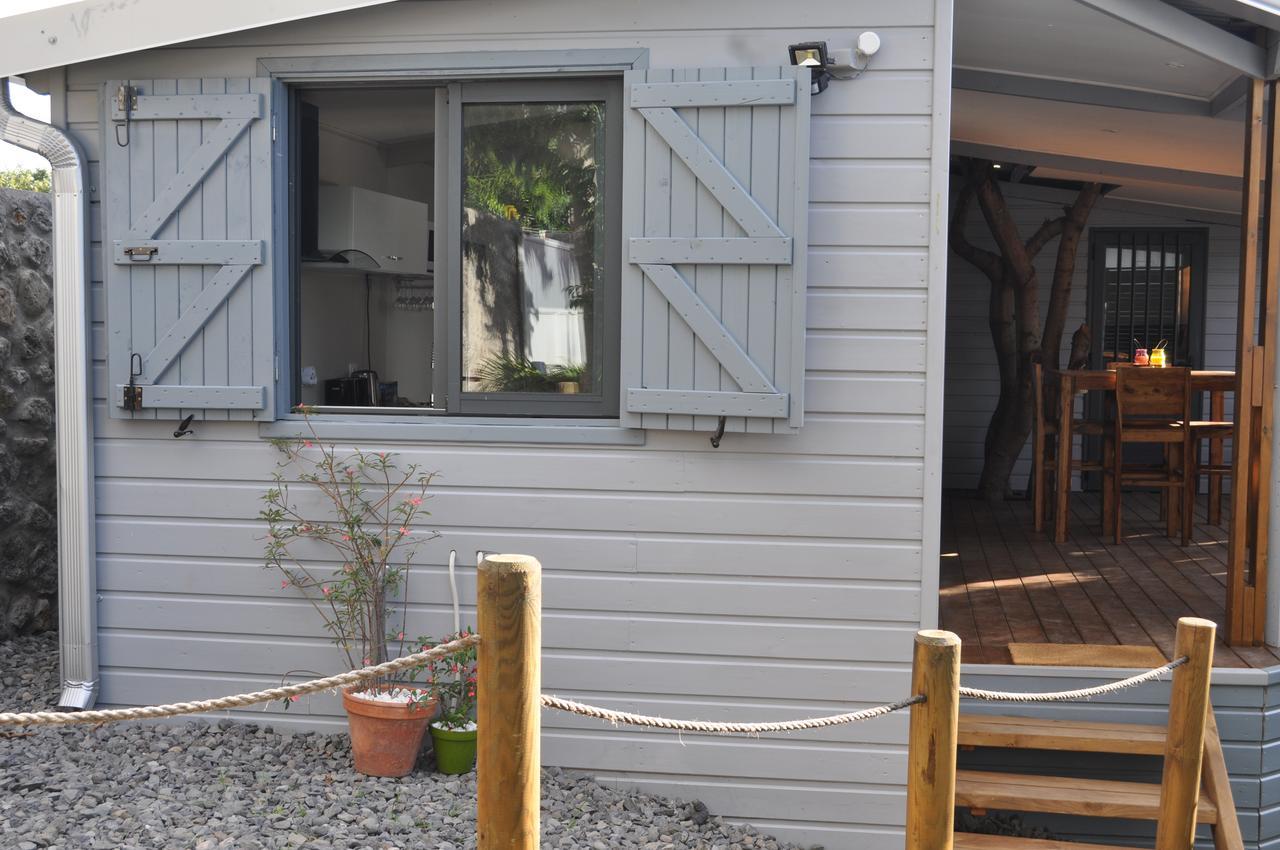 Ti Joli Caz En Bois Apartment Saint-Gilles-les Hauts Exterior photo