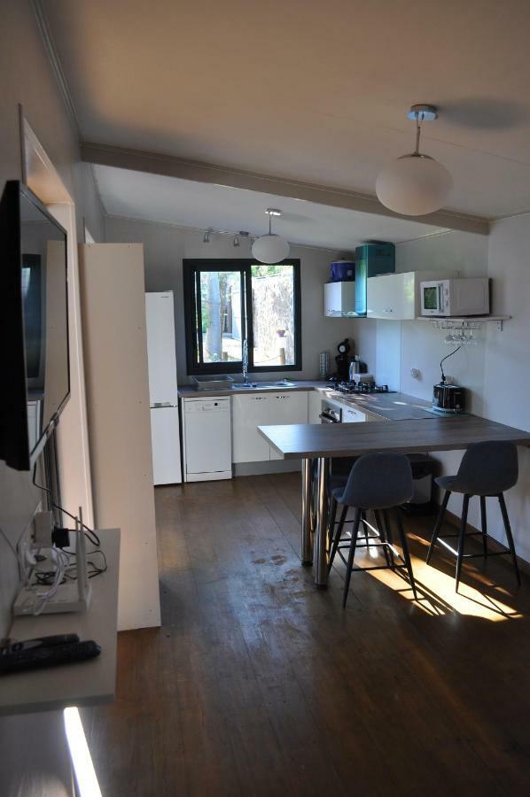 Ti Joli Caz En Bois Apartment Saint-Gilles-les Hauts Exterior photo